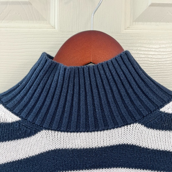 Free Assembly - Women’s Striped Long Sleeve Sweater - Size Small - Picture 3 of 9